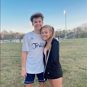 Meet your Posher, Cara lee